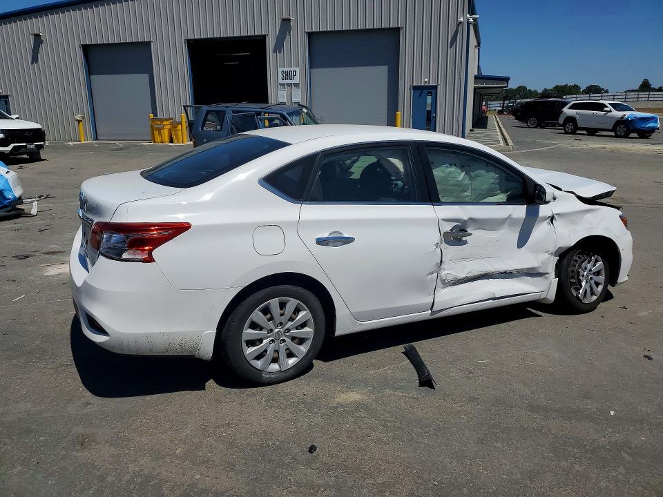 Продажа на аукционе авто 2018 Nissan Sentra, vin: 3N1AB7AP9JY338252, номер лота: 55465346