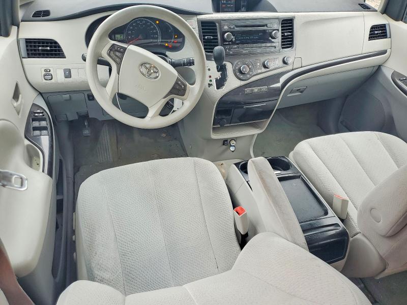2011 Toyota Sienna მანქანა იყიდება აუქციონზე, vin: 5TDKK3DC5BS163915, აუქციონის ნომერი: 56028226