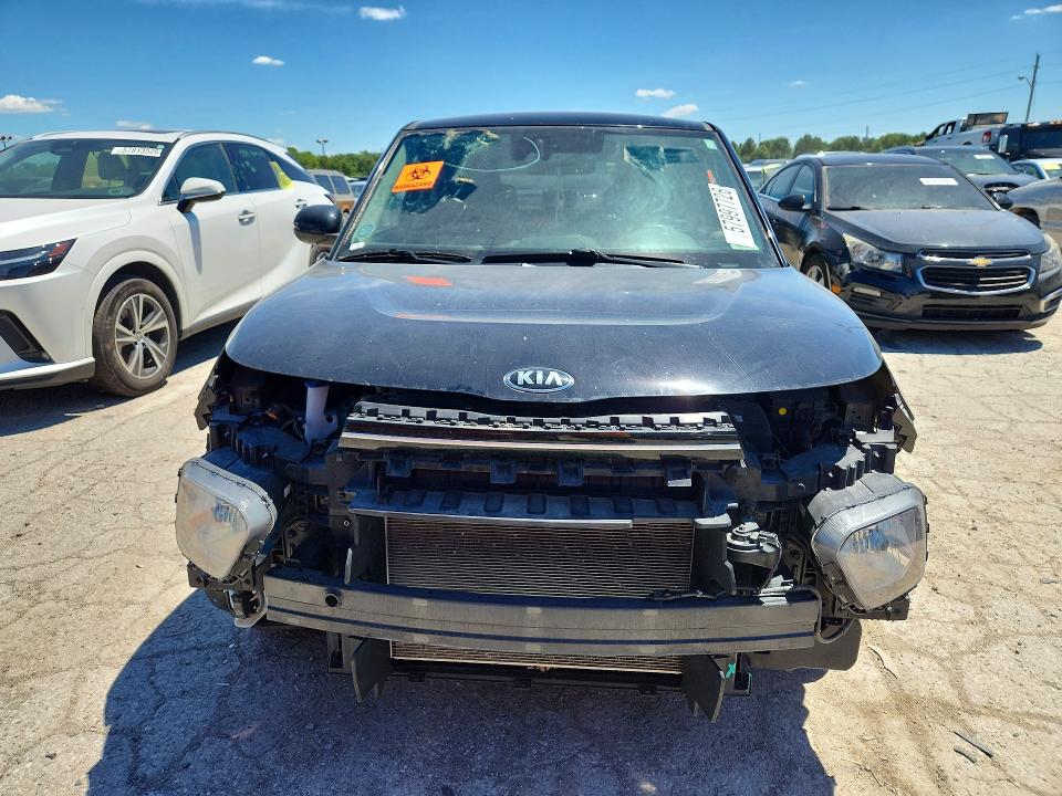 57997726 :رقم المزاد ، KNDJ23AU4M7145847 vin ، 2021 Kia Soul مزاد بيع