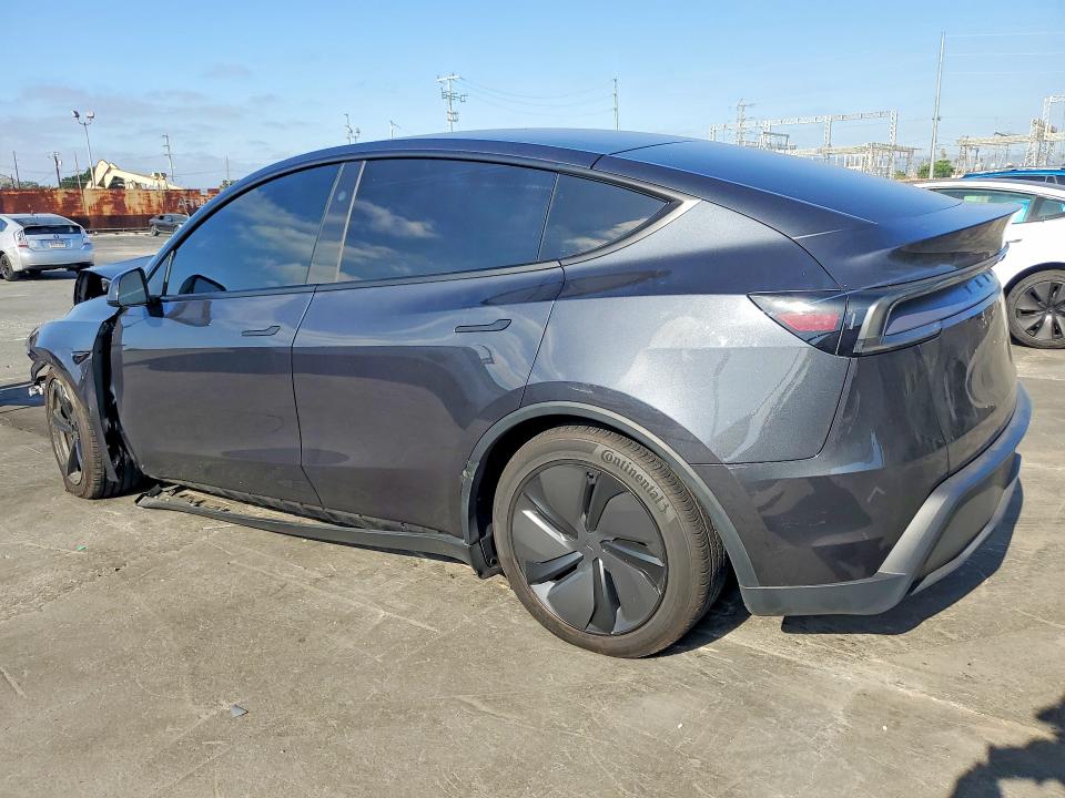 2026 Tesla Model Y მანქანა იყიდება აუქციონზე, vin: 7SAYGDED0TF386011, აუქციონის ნომერი: 56892376