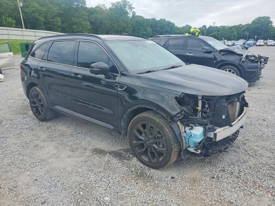 57253236 :رقم المزاد ، 5XYRK4LF6MG064178 vin ، 2021 Kia Sorento مزاد بيع