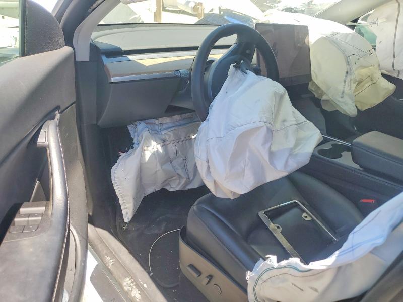 57074636 :رقم المزاد ، 5YJYGDEE1MF263146 vin ، 2021 Tesla Model Y مزاد بيع