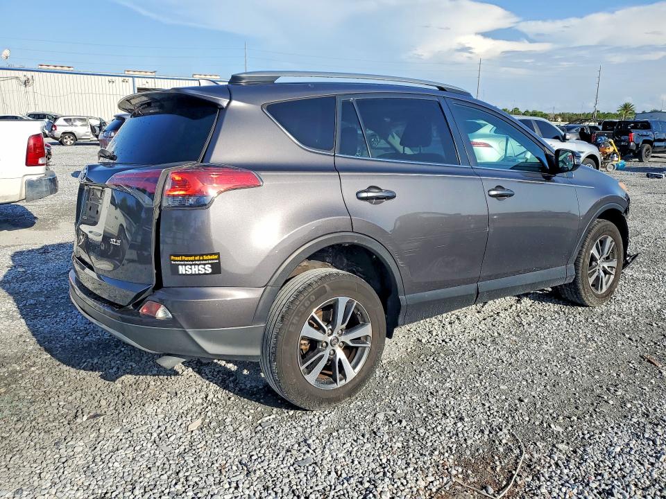 2017 Toyota Rav4 მანქანა იყიდება აუქციონზე, vin: 2T3WFREVXHW393823, აუქციონის ნომერი: 58368056