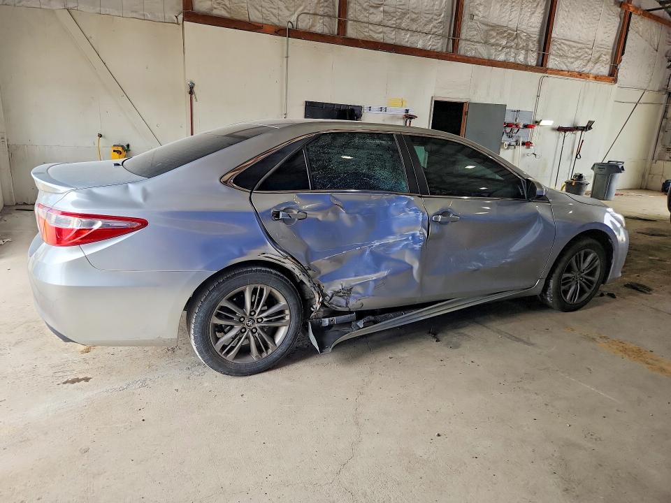 2015 Toyota Camry მანქანა იყიდება აუქციონზე, vin: 4T1BF1FK1FU960141, აუქციონის ნომერი: 55892536