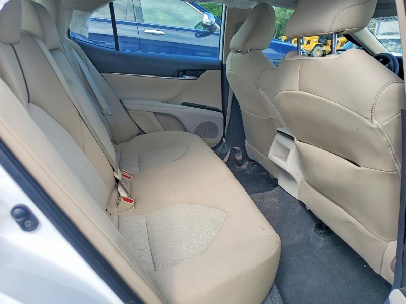 2019 Toyota Camry მანქანა იყიდება აუქციონზე, vin: 4T1B11HK4KU819618, აუქციონის ნომერი: 57719956