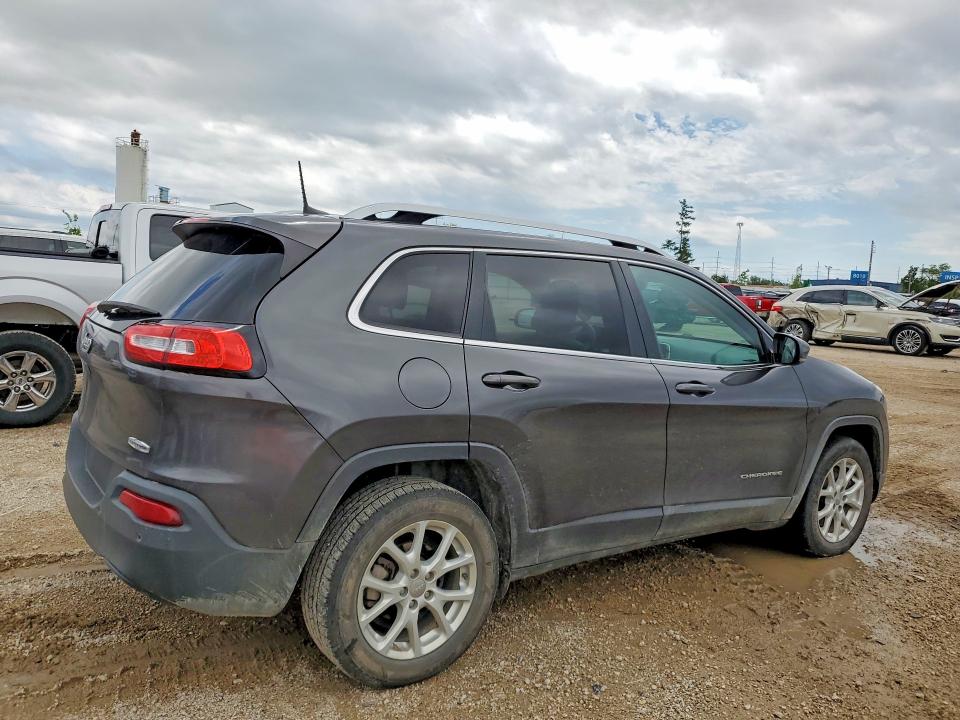 57939006 :رقم المزاد ، 1C4PJLCB7GW291176 vin ، 2016 Jeep Cherokee مزاد بيع