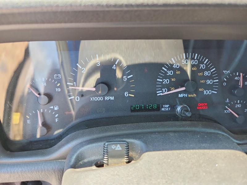 58797436 :رقم المزاد ، 1J4FF48S01L546538 vin ، 2001 Jeep Cherokee مزاد بيع