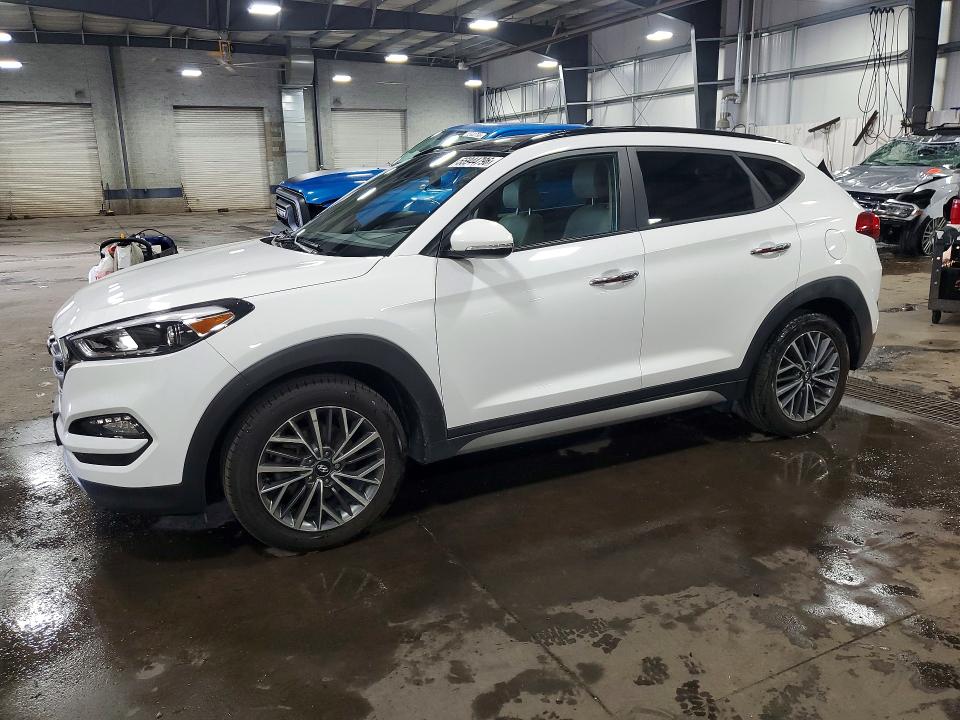 2017 Hyundai Tucson მანქანა იყიდება აუქციონზე, vin: KM8J3CA27HU274941, აუქციონის ნომერი: 55944796