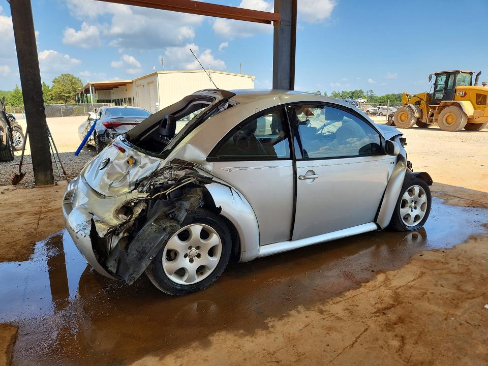 85986675 :رقم المزاد ، 3VWCB21C82M419190 vin ، 2002 Volkswagen New Beetle مزاد بيع