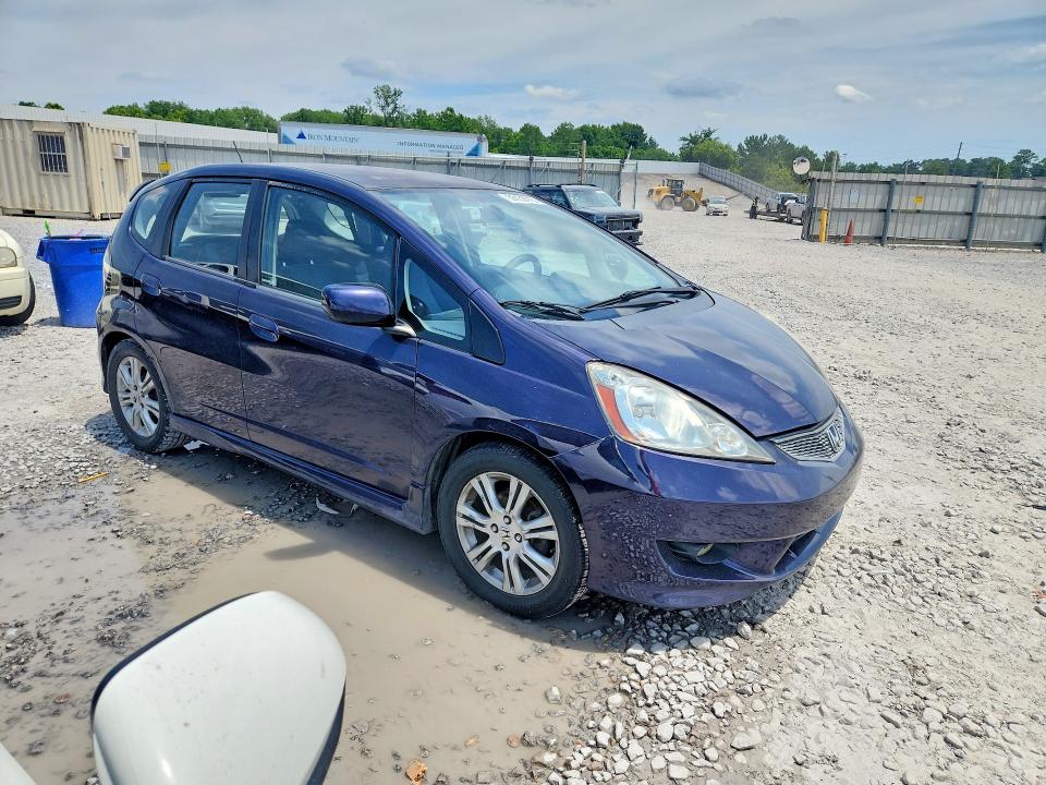Продажа на аукционе авто 2010 Honda Fit, vin: JHMGE8H47AC016457, номер лота: 55183416