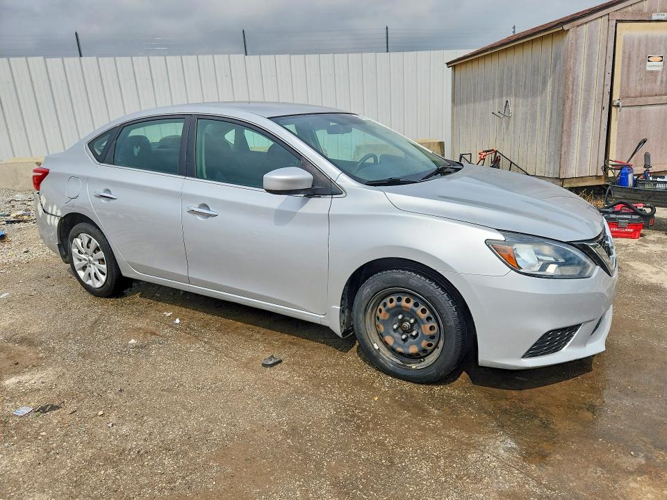 2017 Nissan Sentra მანქანა იყიდება აუქციონზე, vin: 3N1AB7AP7HY273203, აუქციონის ნომერი: 55473446