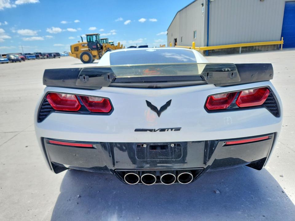 56745866 :رقم المزاد ، 1G1YB2D75G5114422 vin ، 2016 Chevrolet Corvette مزاد بيع