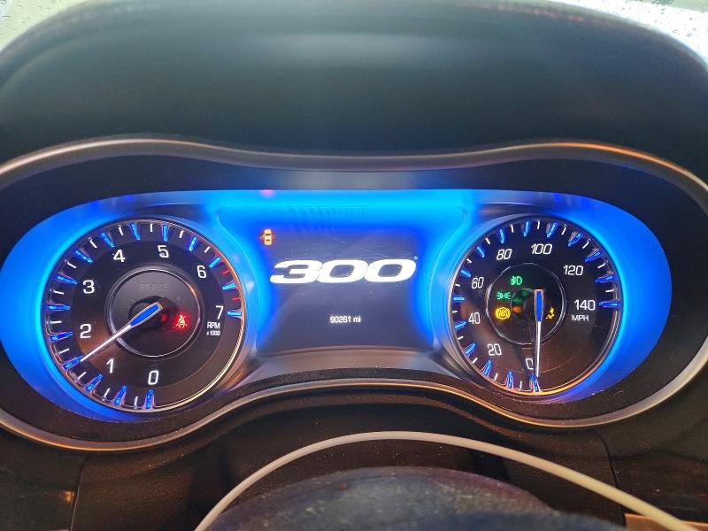 2021 Chrysler 300 მანქანა იყიდება აუქციონზე, vin: 2C3CCABG9MH545771, აუქციონის ნომერი: 53314096