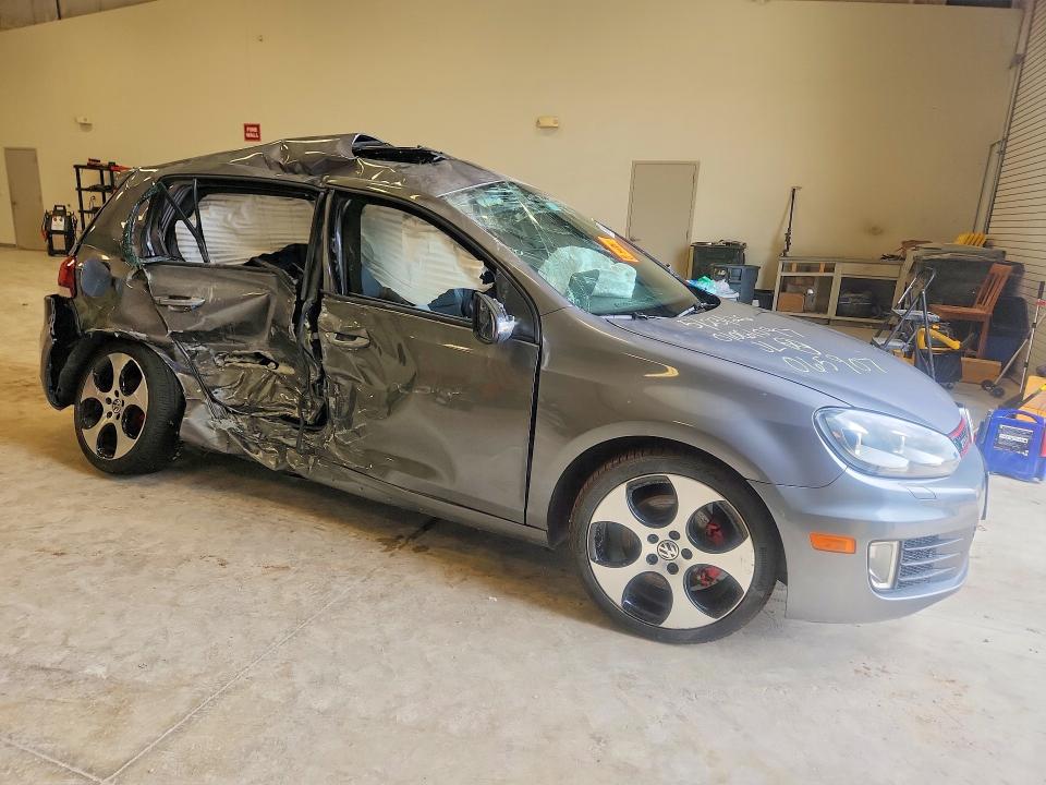 2011 Volkswagen Gti მანქანა იყიდება აუქციონზე, vin: WVWHV7AJ4BW065907, აუქციონის ნომერი: 54904166