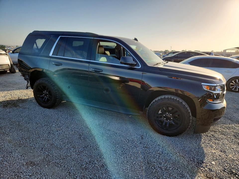 Продаж на аукціоні авто 2018 Chevrolet Tahoe, vin: 1GNSCBKC2JR234793, номер лоту: 56140996