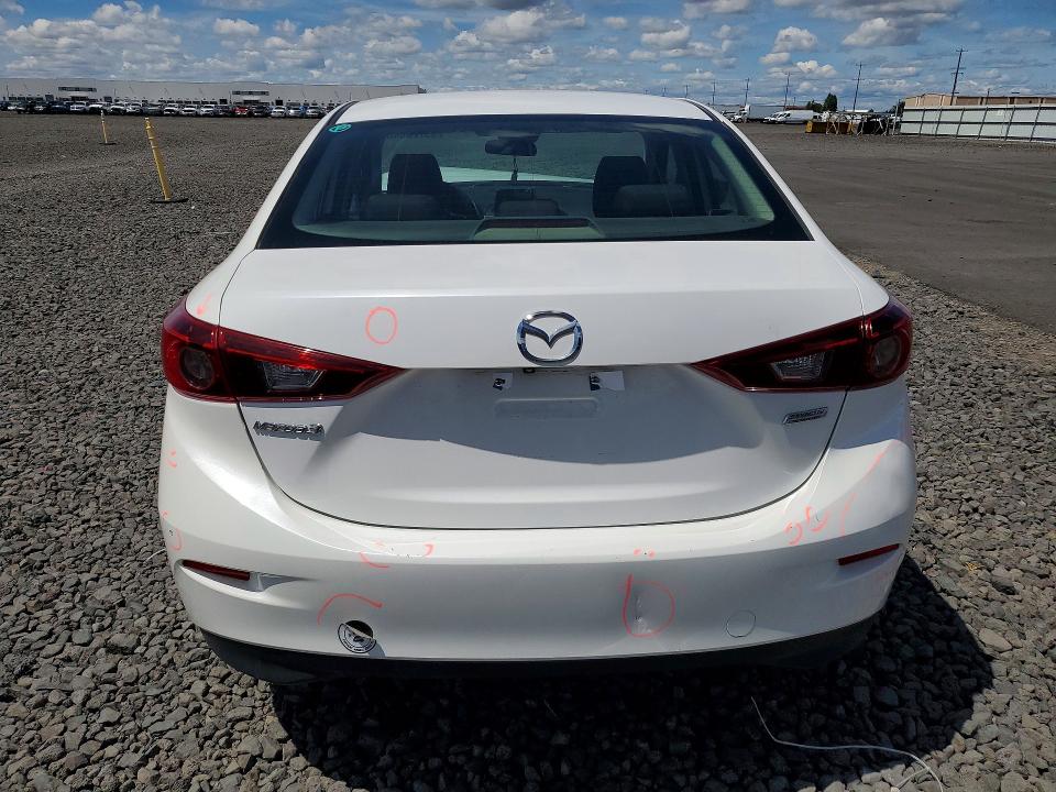 55728846 :رقم المزاد ، 3MZBN1U78JM242814 vin ، 2018 Mazda 3 مزاد بيع