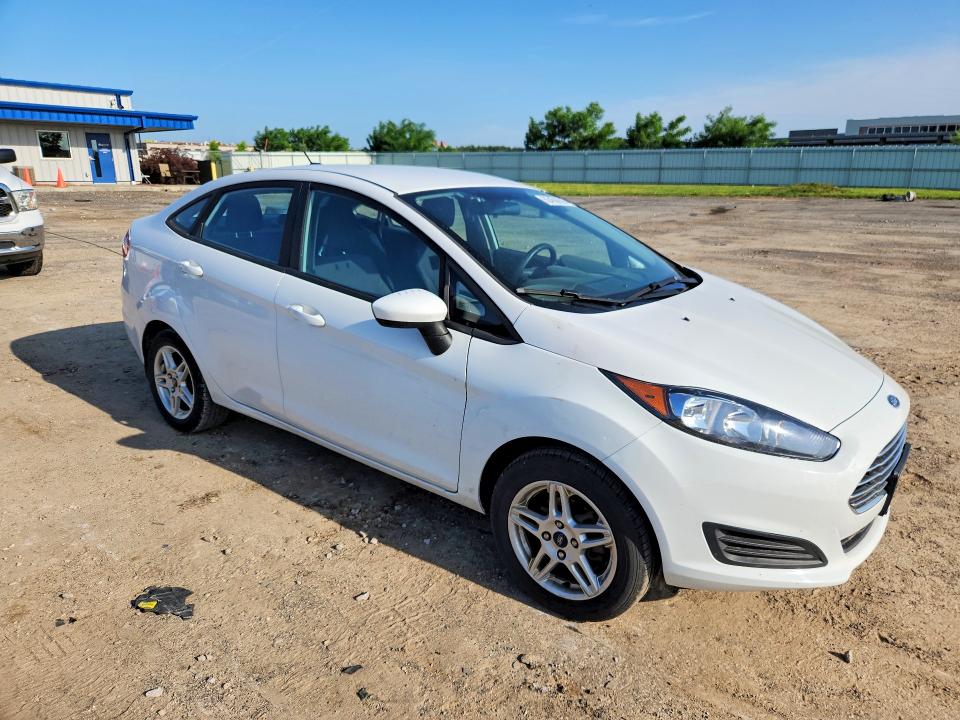 2019 Ford Fiesta მანქანა იყიდება აუქციონზე, vin: 3FADP4BJ3KM120973, აუქციონის ნომერი: 56456636