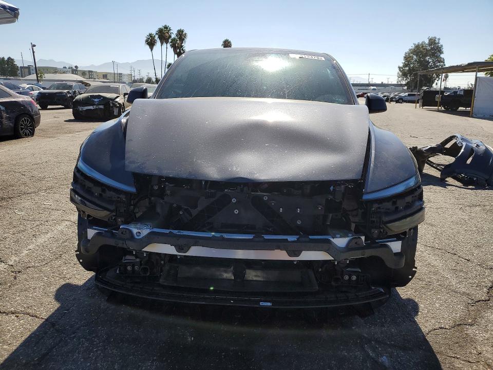 2026 Tesla Model Y მანქანა იყიდება აუქციონზე, vin: 7SAYGDEE4TF634365, აუქციონის ნომერი: 57419376