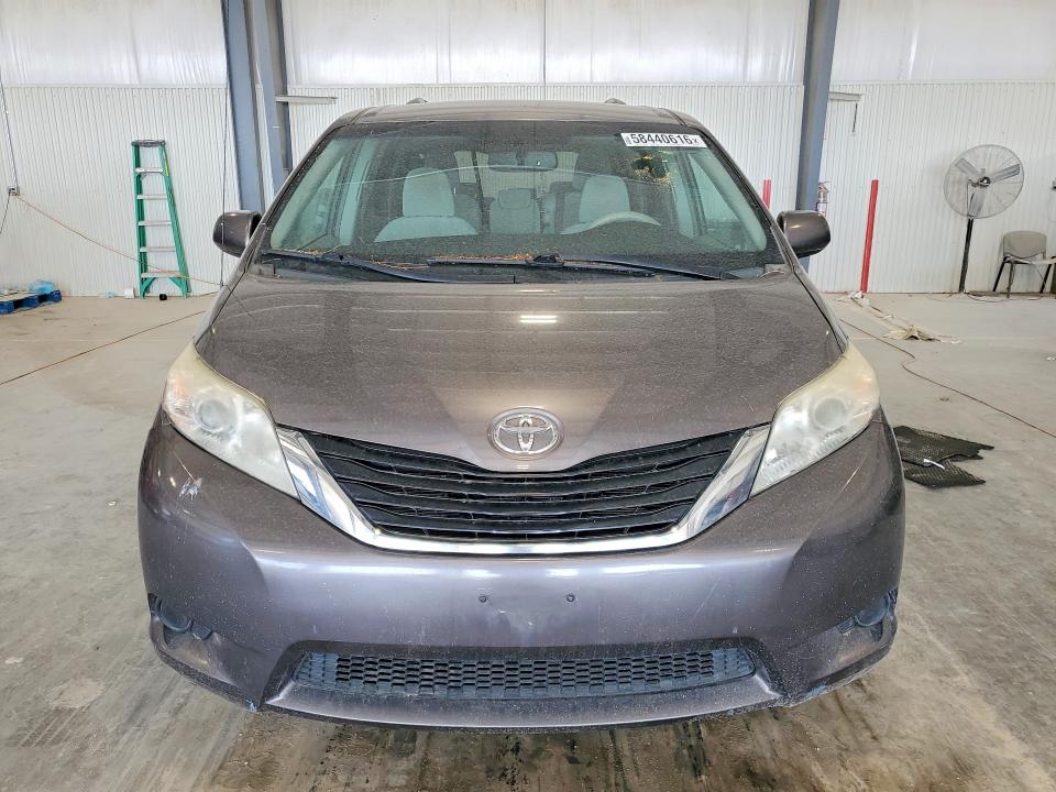 Aukcja sprzedaży 2011 Toyota Sienna, vin: 5TDKK3DCXBS082053, numer aukcji: 58440616