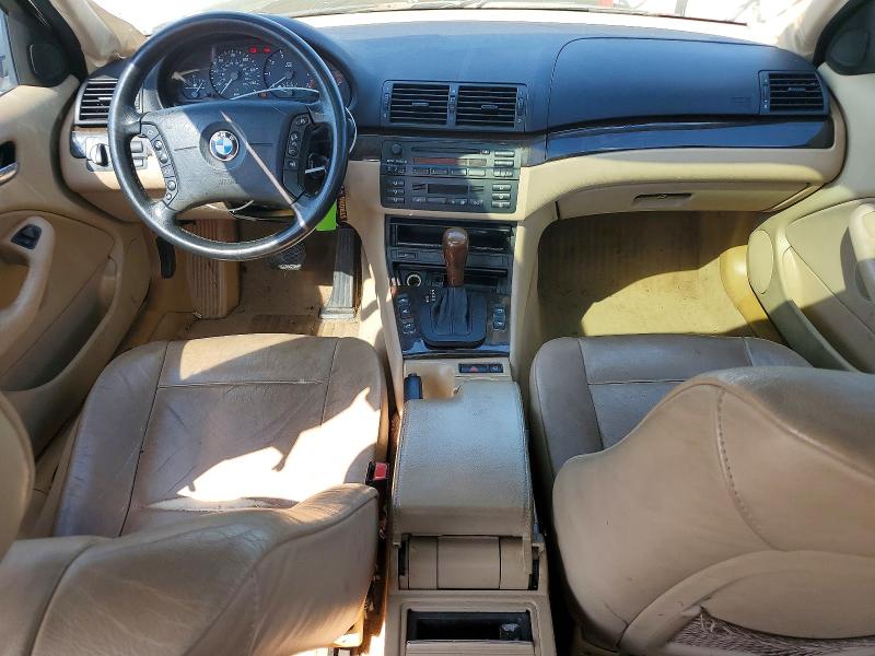 85611465 :رقم المزاد ، WBAET37492NG72717 vin ، 2002 Bmw 325 مزاد بيع