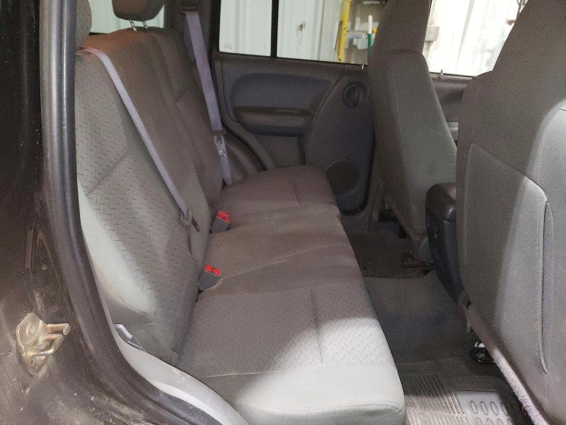 2005 Jeep Liberty მანქანა იყიდება აუქციონზე, vin: 1J4GK38K95W683105, აუქციონის ნომერი: 57430136