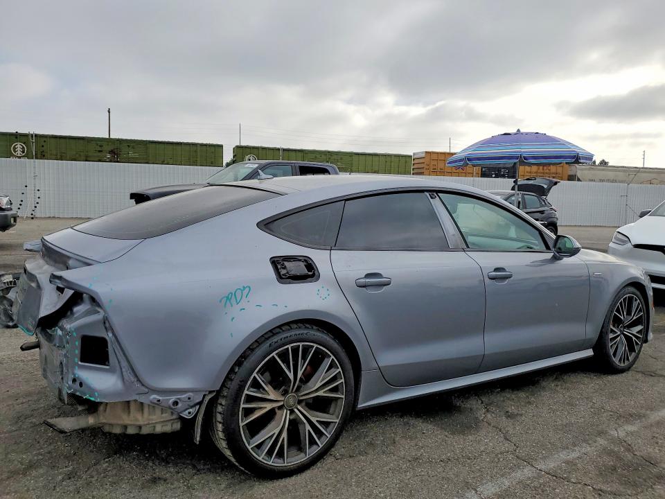 55411986 :رقم المزاد ، WAUW2AFC3HN038782 vin ، 2017 Audi A7 مزاد بيع