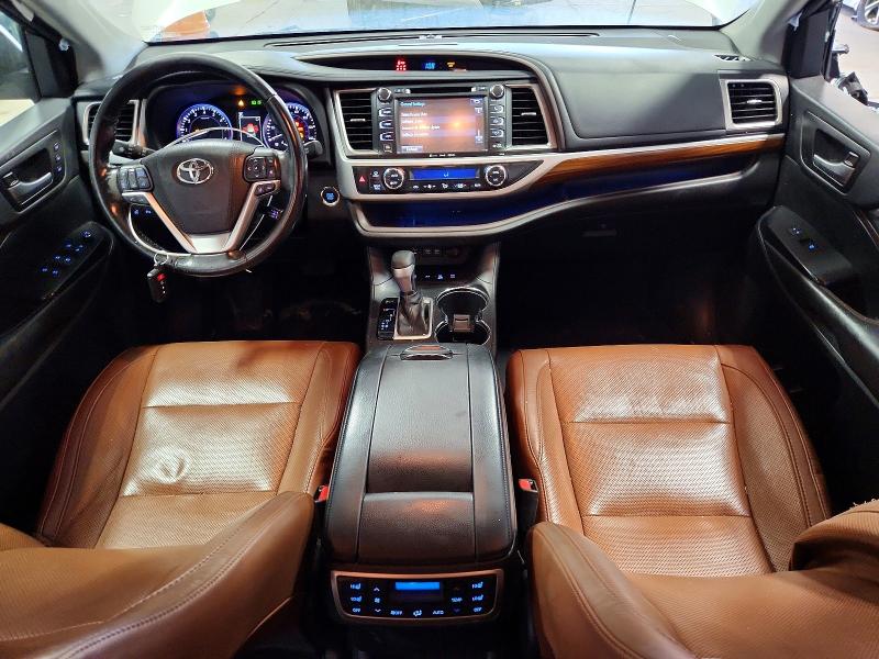 Продажа на аукционе авто 2017 Toyota Highlander, vin: 5TDDZRFH4HS422743, номер лота: 54854706