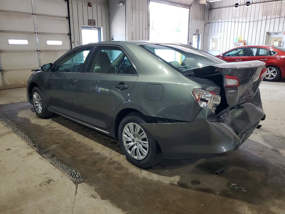 55188506 :رقم المزاد ، 4T1BF1FK6CU556652 vin ، 2012 Toyota Camry مزاد بيع