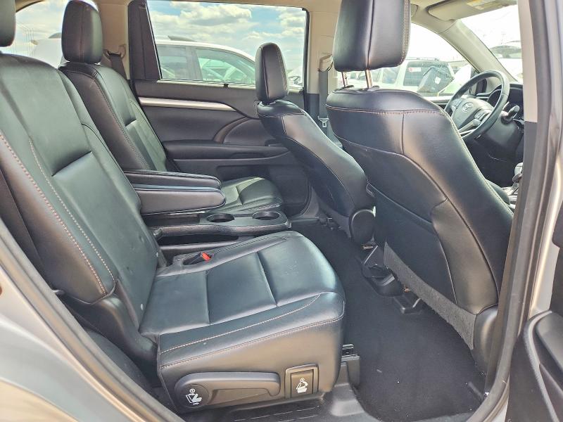 2016 Toyota Highlander მანქანა იყიდება აუქციონზე, vin: 5TDJKRFH9GS502304, აუქციონის ნომერი: 57381206