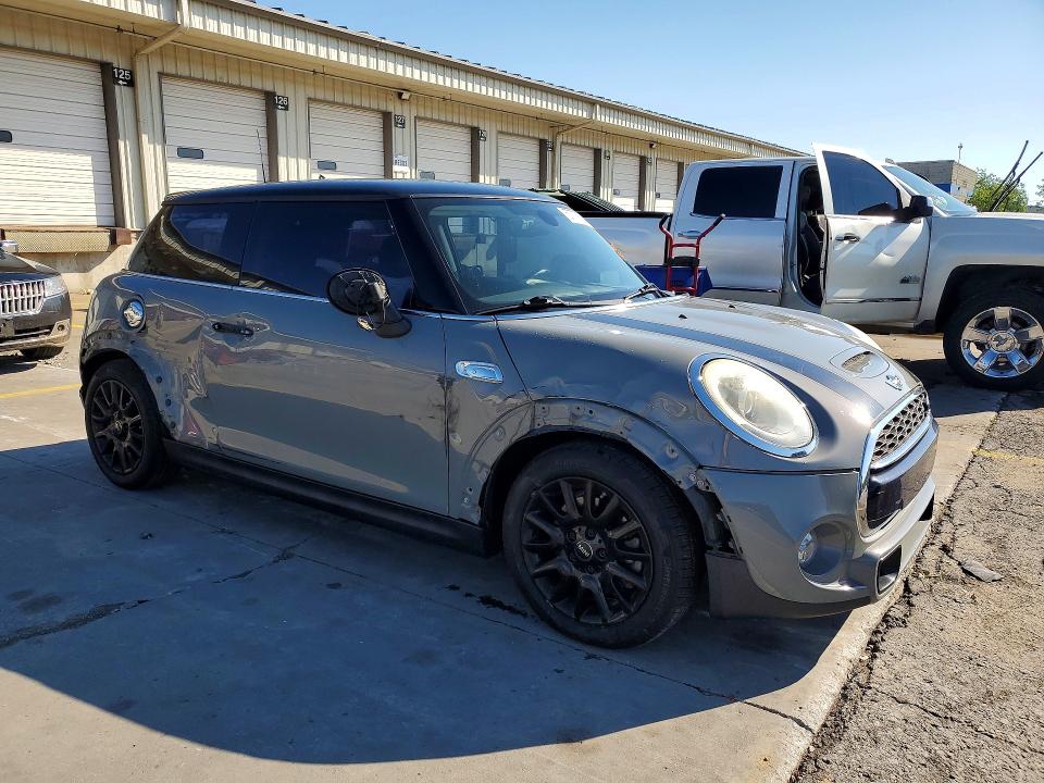 2015 Mini Cooper მანქანა იყიდება აუქციონზე, vin: WMWXP7C53FT740494, აუქციონის ნომერი: 57777536