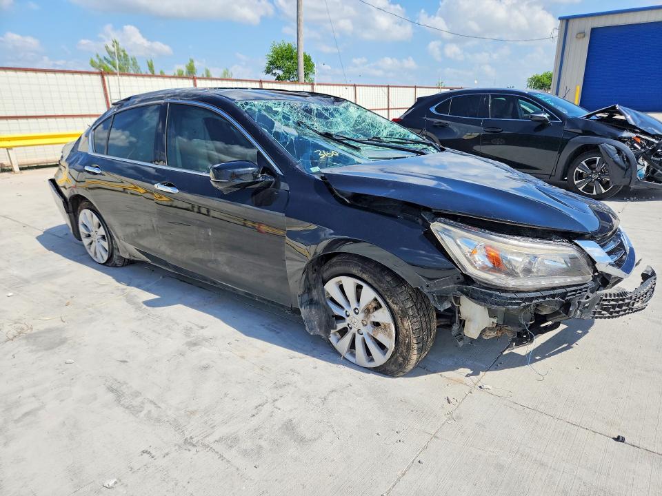 56495746 :رقم المزاد ، 1HGCR3F93FA017888 vin ، 2015 Honda Accord مزاد بيع