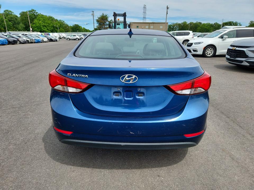 Продажа на аукционе авто 2015 Hyundai Elantra, vin: KMHDH4AE6FU446999, номер лота: 99027265