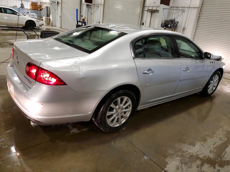 55922726 :رقم المزاد ، 1G4HC5EM4AU113555 vin ، 2010 Buick Lucerne مزاد بيع