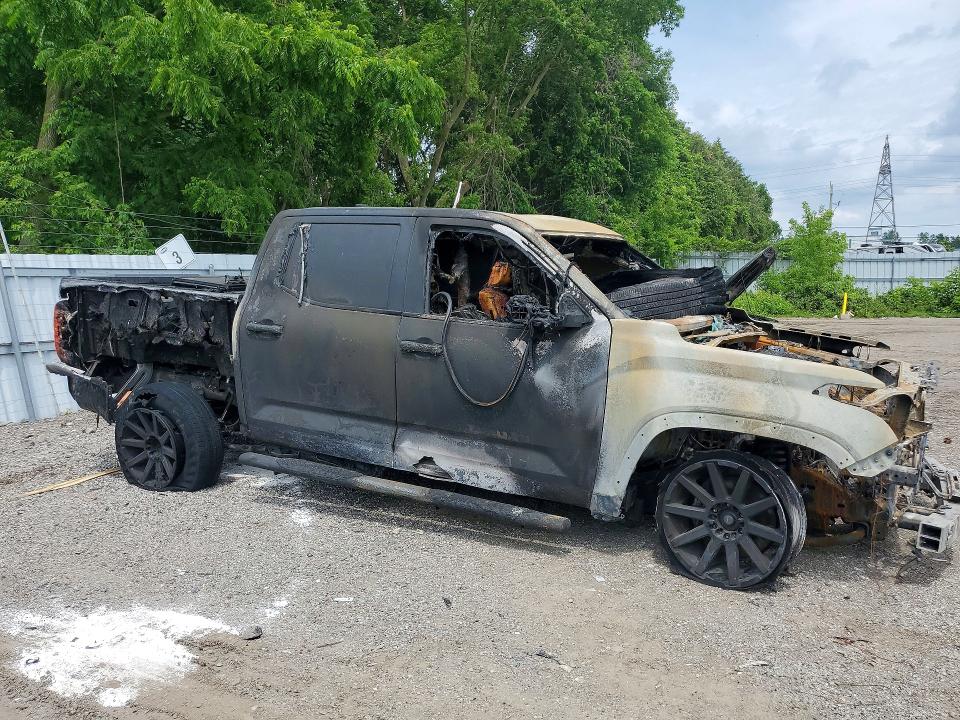 Продажа на аукционе авто 2024 Toyota Tundra, vin: 5TFWA5DB8RX224749, номер лота: 59102986