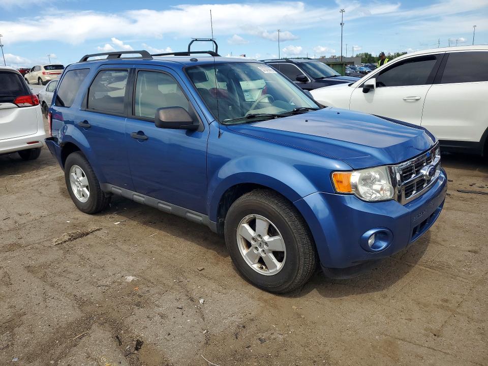2010 Ford Escape მანქანა იყიდება აუქციონზე, vin: 1FMCU9DG0AKB52472, აუქციონის ნომერი: 57370976