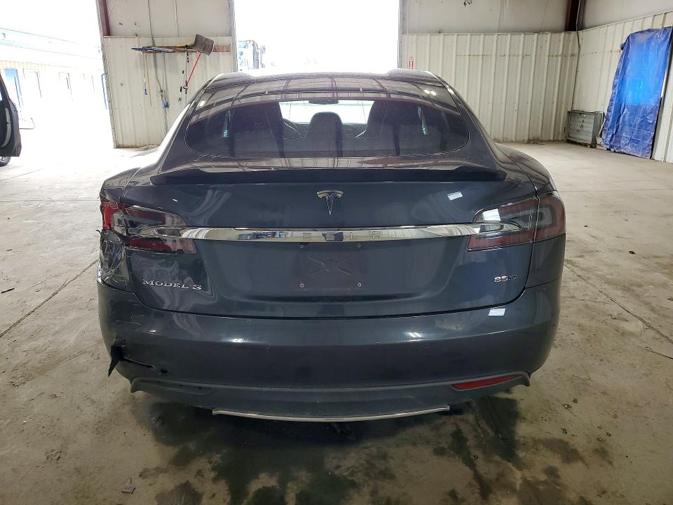 Продажа на аукционе авто 2015 Tesla Model S, vin: 5YJSA1E22FF116896, номер лота: 55307246