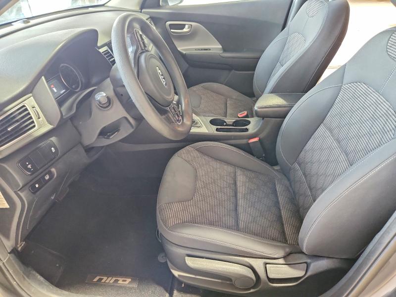 58988046 :رقم المزاد ، KNDCB3LC6H5064573 vin ، 2017 Kia Niro مزاد بيع