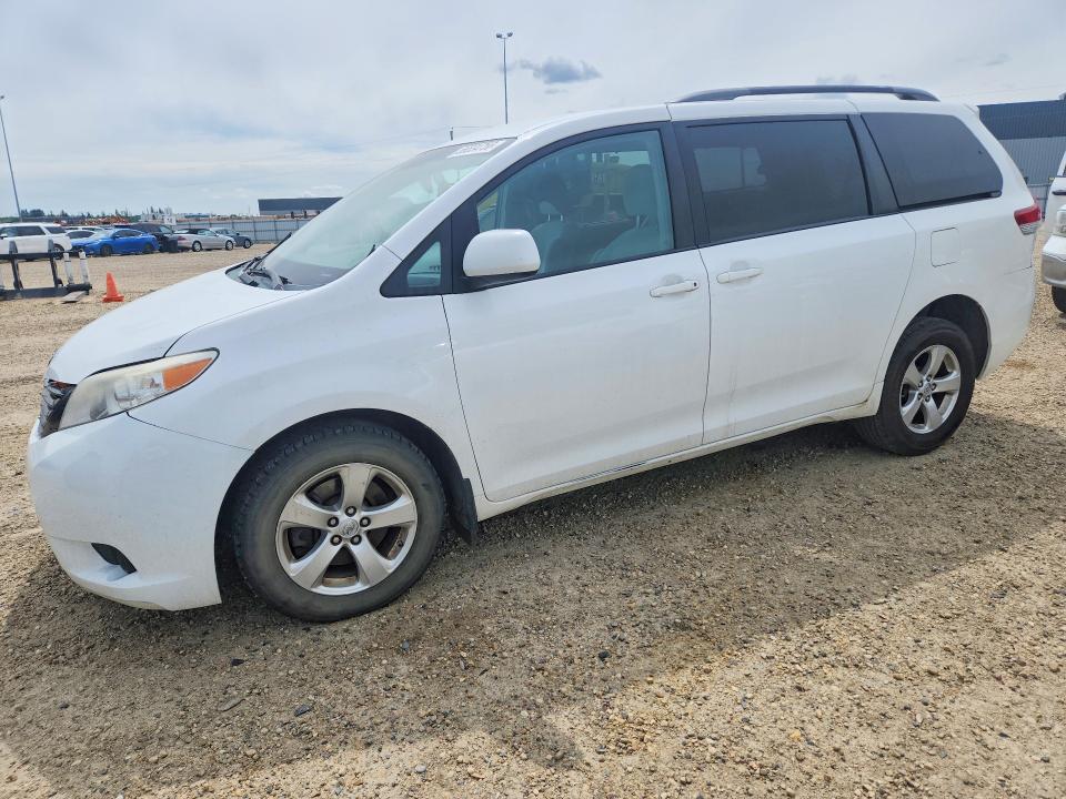 2013 Toyota Sienna მანქანა იყიდება აუქციონზე, vin: 5TDKK3DC5DS356813, აუქციონის ნომერი: 56534756