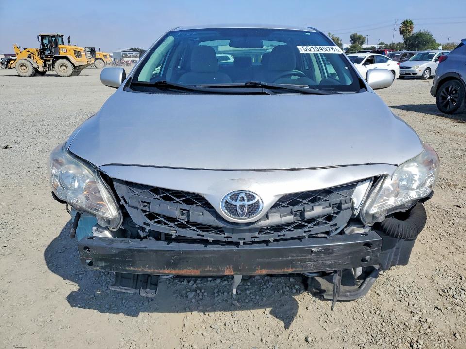 55104576 :رقم المزاد ، 2T1BU4EE0CC761906 vin ، 2012 Toyota Corolla مزاد بيع
