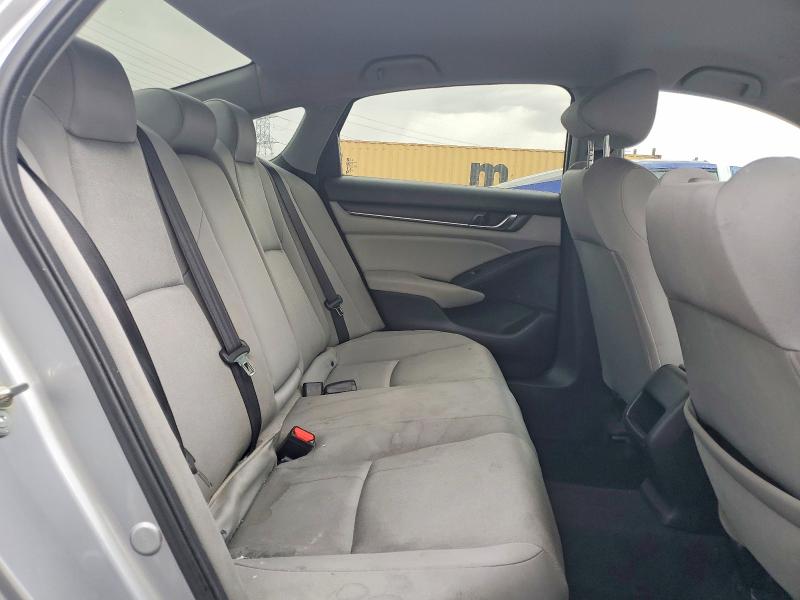 Продаж на аукціоні авто 2018 Honda Accord, vin: 1HGCV1F19JA118968, номер лоту: 58616426