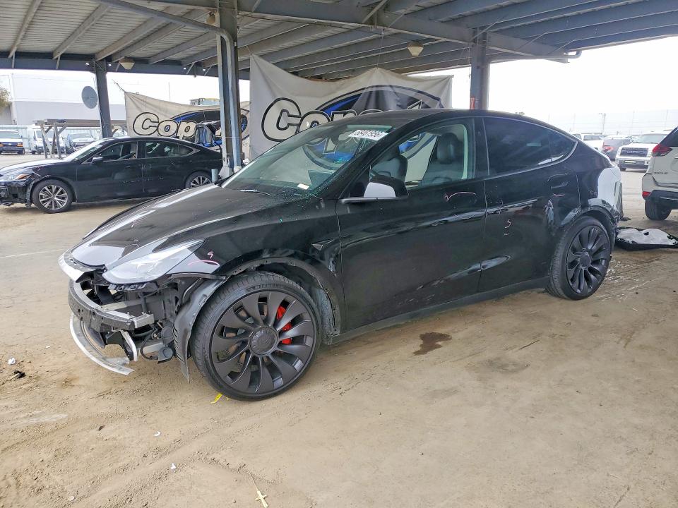 2024 Tesla Model Y მანქანა იყიდება აუქციონზე, vin: 7SAYGDEFXRF022544, აუქციონის ნომერი: 58461956