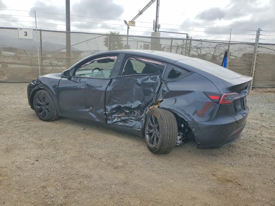 Продажа на аукционе авто 2025 Tesla Model Y, vin: 7SAYGDED9SF273513, номер лота: 57927596