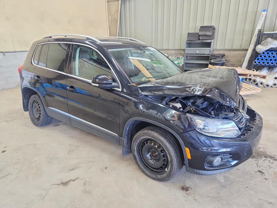 Продаж на аукціоні авто 2016 Volkswagen Tiguan, vin: WVGBV7AX1GW613990, номер лоту: 57532086
