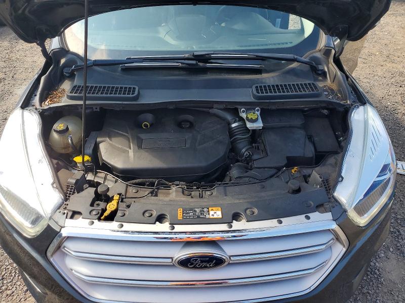 54913616 :رقم المزاد ، 1FMCU0J9XJUB95268 vin ، 2018 Ford Escape مزاد بيع