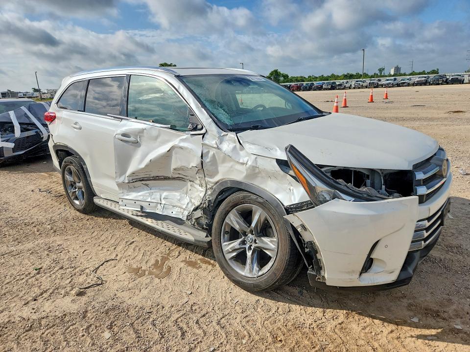 2017 Toyota Highlander მანქანა იყიდება აუქციონზე, vin: 5TDYZRFH2HS207346, აუქციონის ნომერი: 58710626