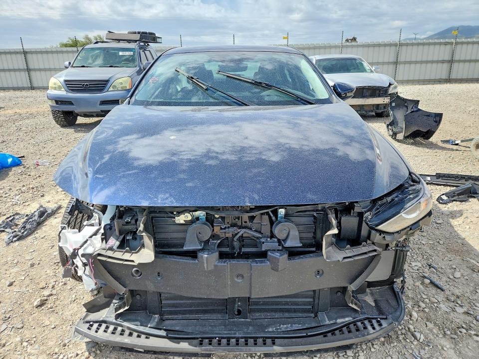 56453856 :رقم المزاد ، JM1BPACM1S1778328 vin ، 2025 Mazda 3 مزاد بيع