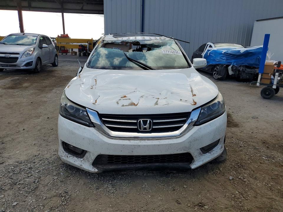 57316856 :رقم المزاد ، 1HGCR2F80FA172769 vin ، 2015 Honda Accord مزاد بيع