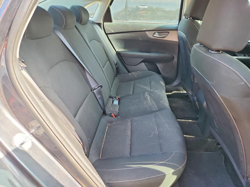 2021 Kia Forte მანქანა იყიდება აუქციონზე, vin: 3KPF24AD5ME350380, აუქციონის ნომერი: 59116246