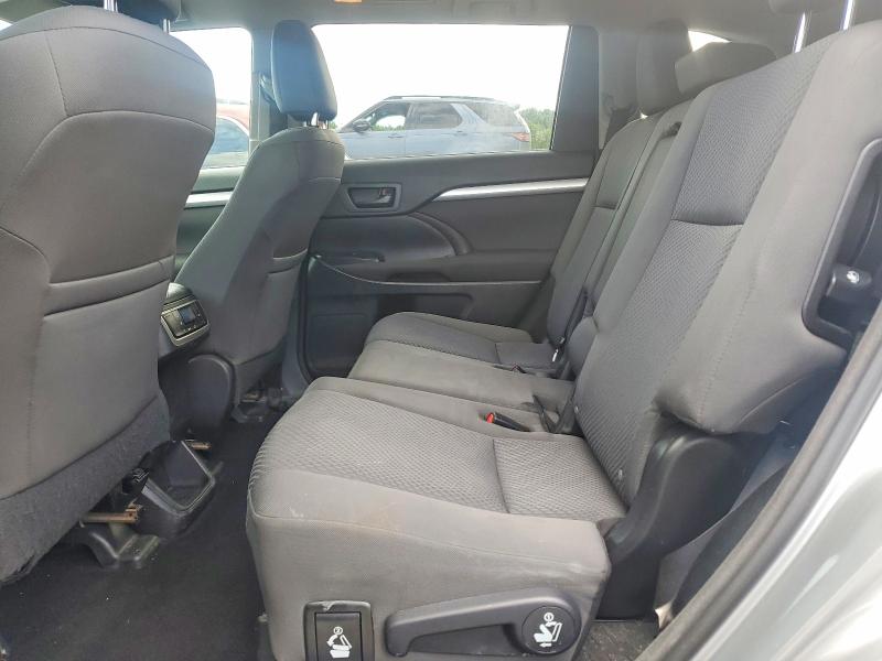 Продаж на аукціоні авто 2015 Toyota Highlander, vin: 5TDBKRFH2FS165249, номер лоту: 57663266