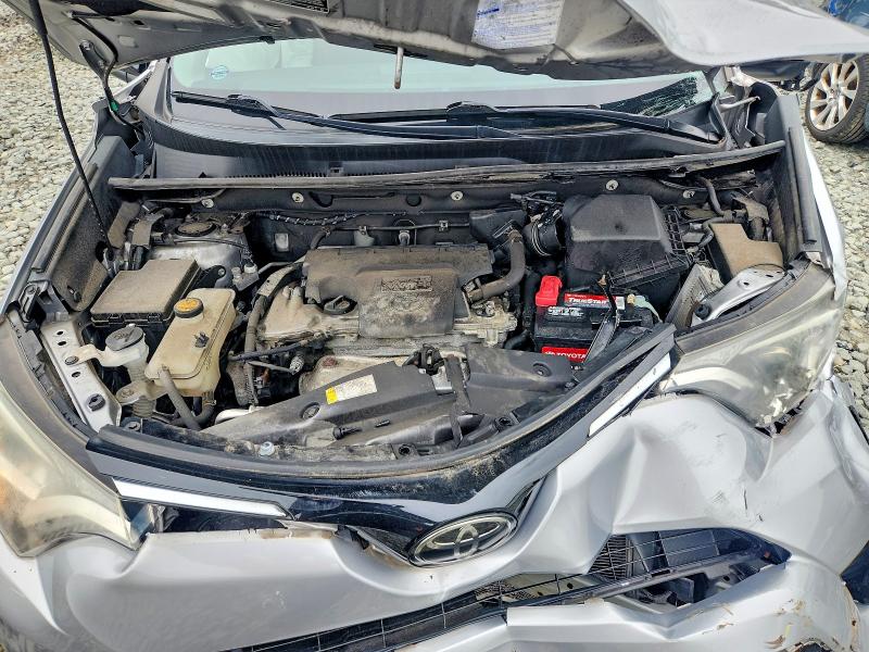 58715616 :رقم المزاد ، 2T3BFREV0JW710772 vin ، 2018 Toyota Rav4 مزاد بيع